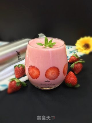 草莓奶昔的做法步骤：7