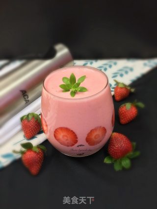 草莓奶昔的做法步骤：8