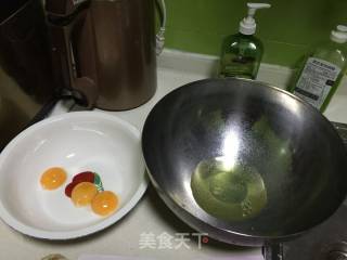 雪人纸杯蛋糕的做法步骤：1