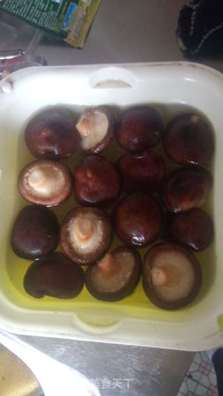 香菇油菜的做法步骤：2