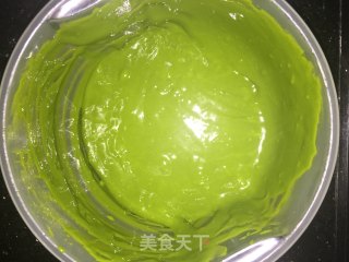 烫面抹茶海棉蛋糕圣诞树的做法步骤：7