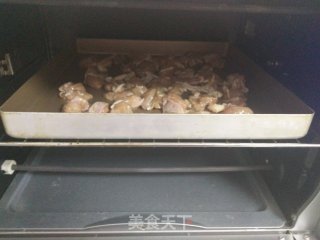 黑椒鸡肉披萨的做法步骤：8
