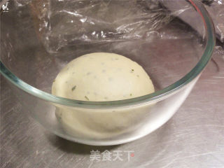 【迷你版土豆香葱餐包】的做法步骤：3