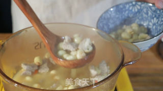 莲子瘦肉汤的做法步骤：10