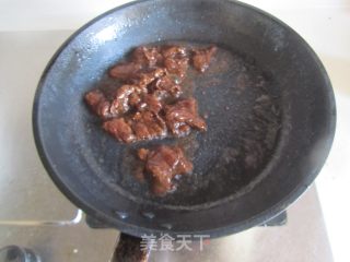 牛肉炒包菜的做法步骤：4
