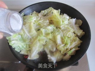 牛肉炒包菜的做法步骤：7