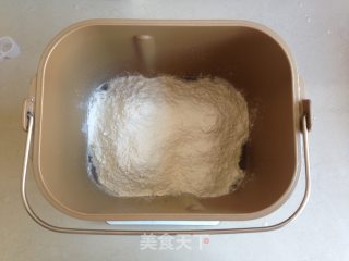 脆皮肠面包袋的做法步骤：1