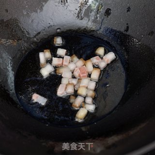 蚕豆火腿焖饭的做法步骤：3