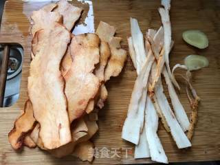 健筋养骨汤的做法步骤：1