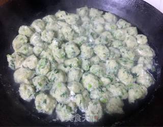 翠茼鱼圆的做法步骤：12
