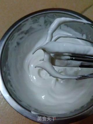 Merigue Kiss——法式烤蛋白糖的做法步骤：2