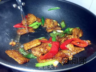 红烧带鱼#肉肉厨的做法步骤：11