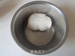 荠菜猪肉馅饼的做法步骤：2
