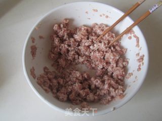 荠菜猪肉馅饼的做法步骤：4