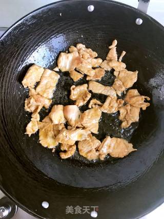 口蘑炒肉片的做法步骤：2