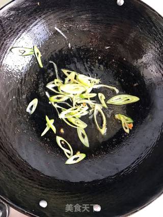 口蘑炒肉片的做法步骤：3