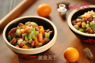 【湖北】胡萝卜西芹拌花生的做法步骤：10