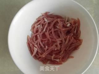 肉丝炒绿豆芽的做法步骤：4