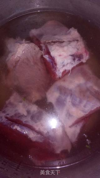 五香盐水牛肉的做法步骤：1