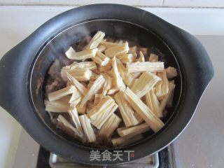 【湖北】腐竹烧排骨的做法步骤：8