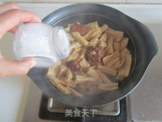 【湖北】腐竹烧排骨的做法步骤：9