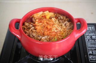 韩式泡菜牛肉锅的做法步骤：3