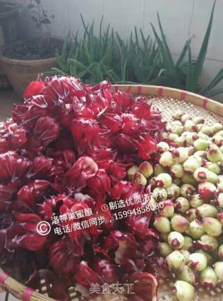 自酿洛神花蜜酒30º的做法步骤：1