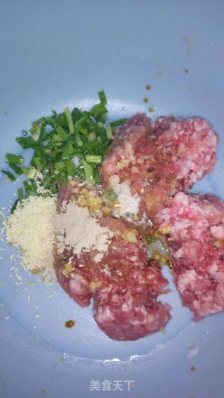 三鲜包子的做法步骤：4