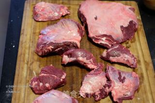圣诞派对大餐系列：法式红酒烩牛肉 Beef Burgundy的做法步骤：2