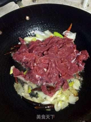 辣炒牛肉的做法步骤：5
