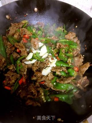 辣炒牛肉的做法步骤：9