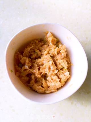 【山东】油酥肉火烧的做法步骤：3