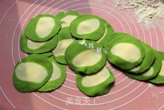 翡翠饺子白菜饺子的做法步骤：13