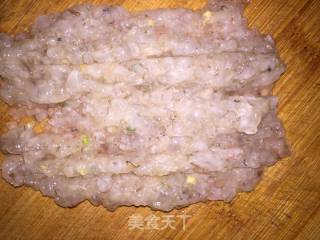 三鲜水晶虾饺的做法步骤：1