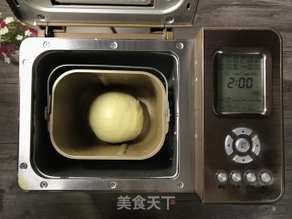 布里欧修（Brioce）小面包的做法步骤：4
