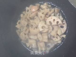 家常炒藕的做法步骤：4