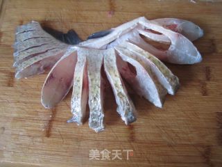 开屏武昌鱼的做法步骤：2