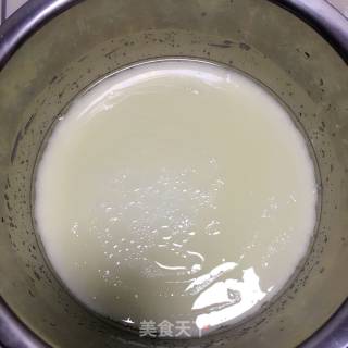 冰皮月饼的做法步骤：1