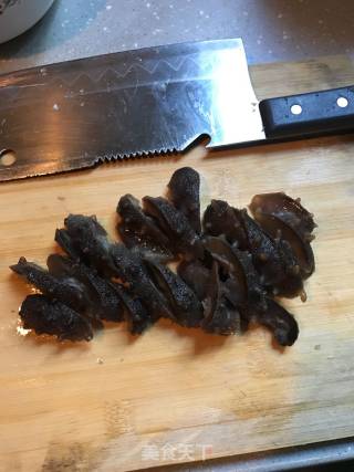 杏鲍菇烧海参的做法步骤：3