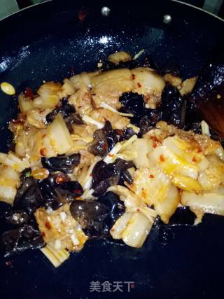 木耳回锅肉的做法步骤：7