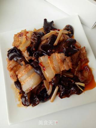 木耳回锅肉的做法步骤：8