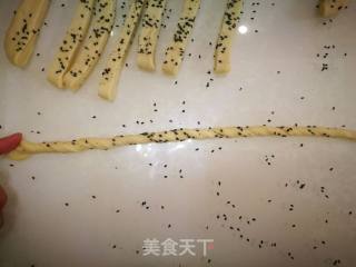 麻花的做法步骤：6