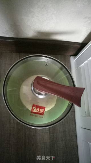 黑芝麻花卷的做法步骤：2