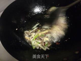 红烧鲤鱼的做法步骤：2