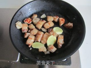 香菇梅干菜红烧肉的做法步骤：3