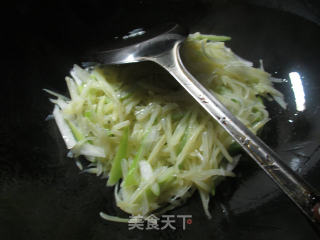 大葱土豆丝的做法步骤：4