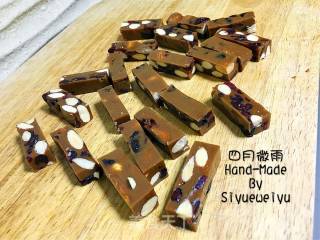 太妃糖-蔓越莓大杏仁的做法步骤：10