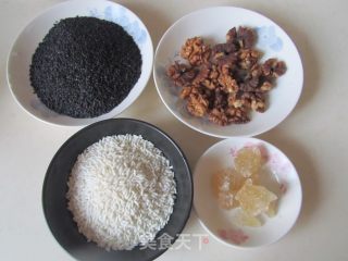 黑芝麻核桃糊的做法步骤：1