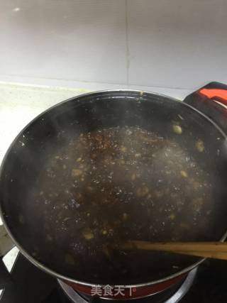 手工红糖姜枣膏的做法步骤：4