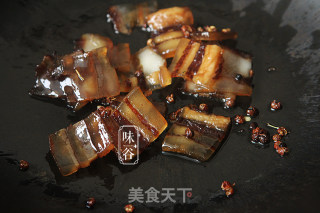 豆干炒腊肉的做法步骤：5